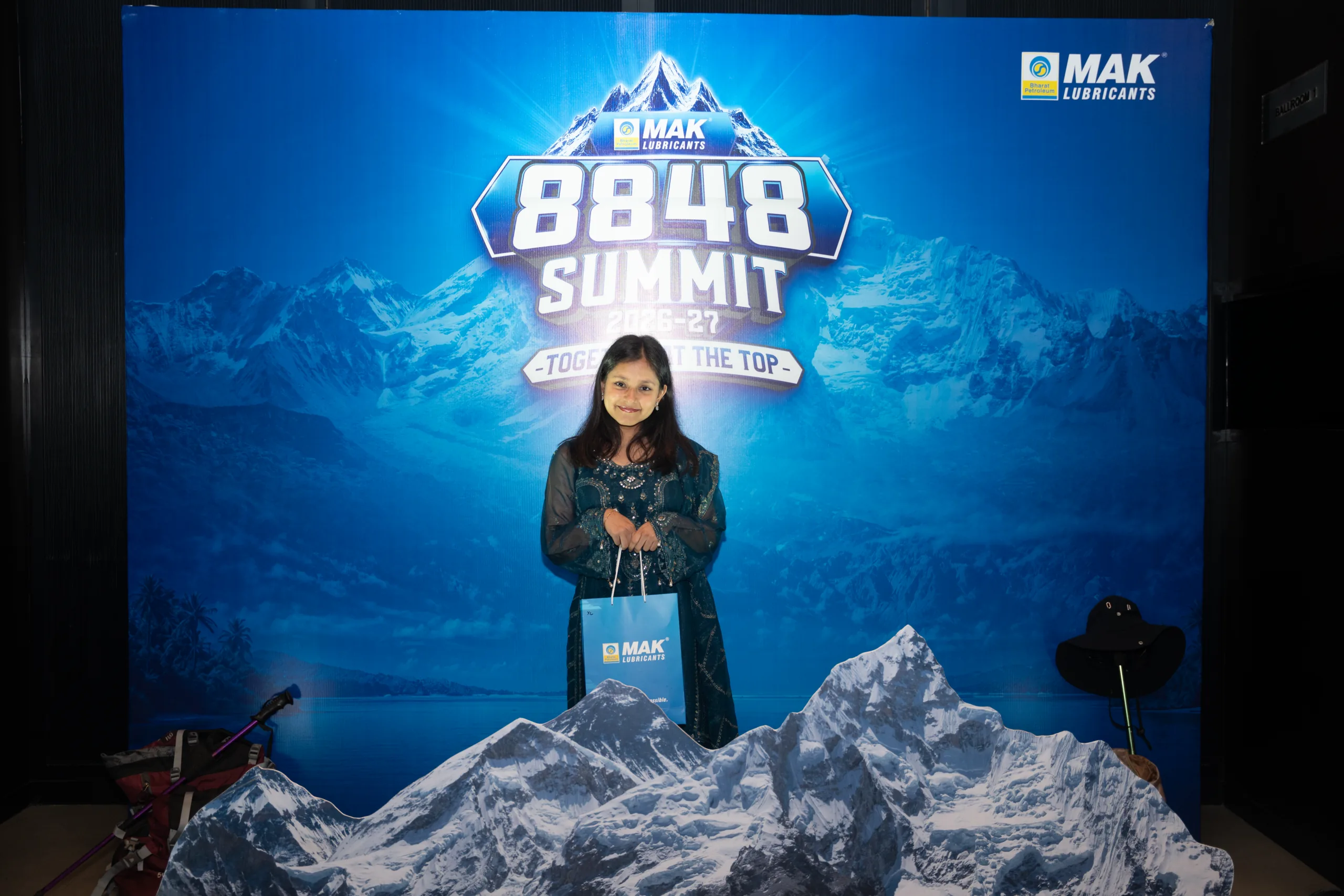 MAK 8848 Summit 2026-2027
